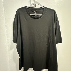 Classic Black Short Sleeve Men's Tee